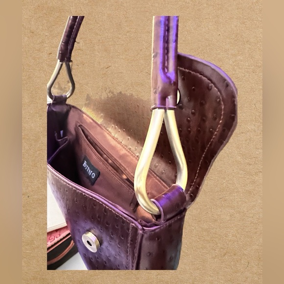 Bueno Brown Faux Leather Textured Shoulder Bag Purse. - Picture 4 of 6